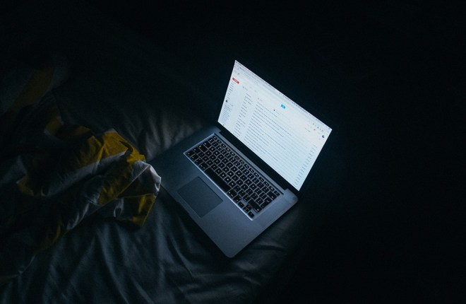 如何在 Gmail 中查看所有未读电子邮件