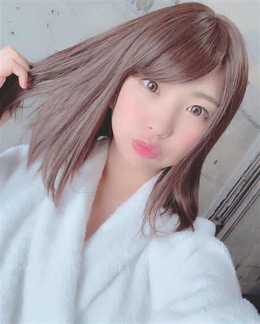 02.jpg