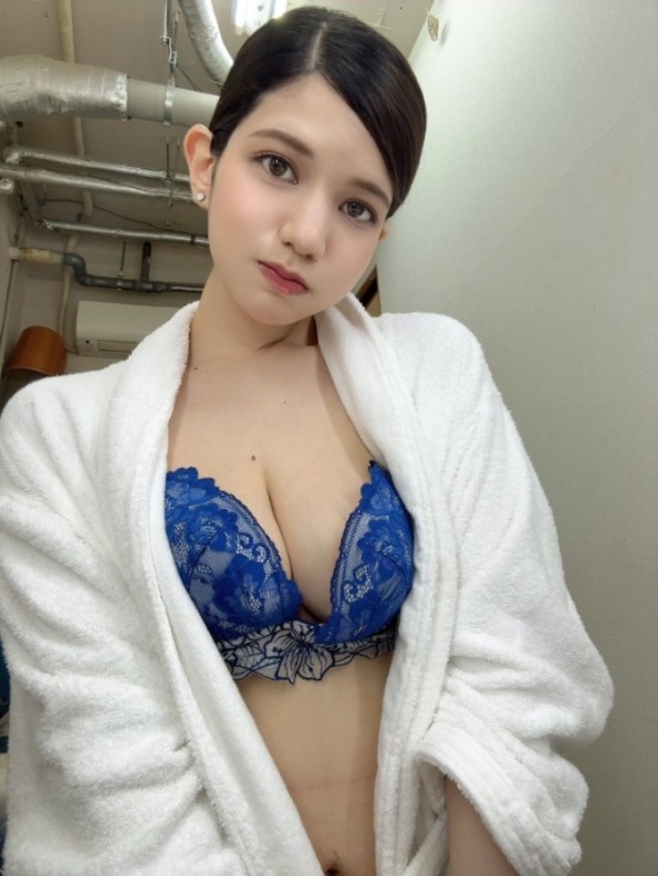 F3aQ5D6bUAAAPJj.jpeg